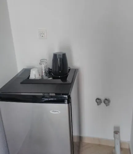 Angelos بيت ضيافة