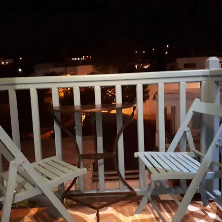 בית הארחה Angelos 3*