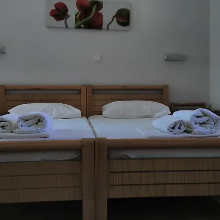 Guest house Angelos Irakleia (Naxos)